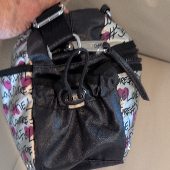 Juicy Couture Black and White Crossbody Bag with Pink Hearts - Picture 4 of 10